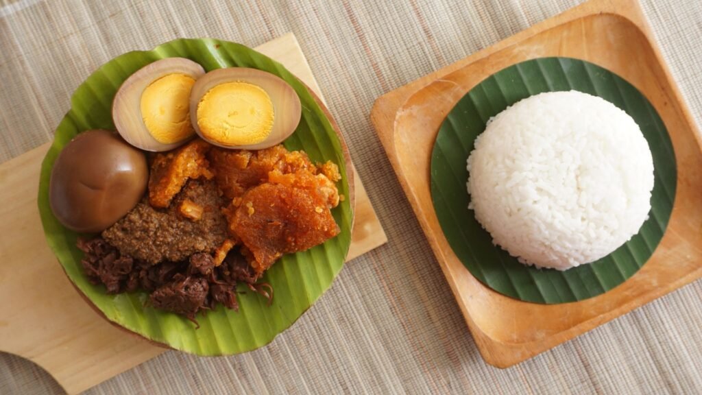 Gudeg Yu Djum