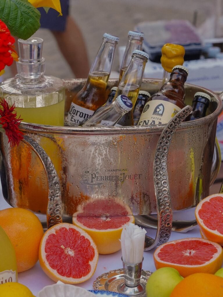 Strategi Cerdas Dos Equis: Mengapa Mereka Menghidupkan Kembali ‘Most Interesting Man’ di Tengah Tantangan Industri Bir