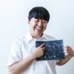 DOGE Anjlok 7%: Analisis Lengkap Penjualan Whale dan Strategi Trading untuk Investor Indonesia