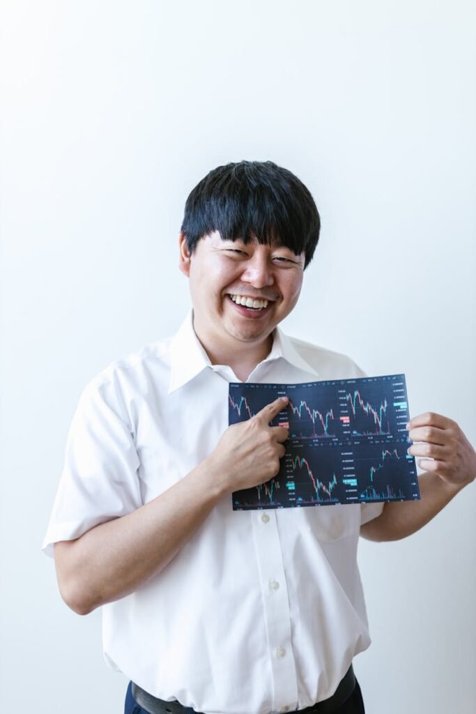 DOGE Anjlok 7%: Analisis Lengkap Penjualan Whale dan Strategi Trading untuk Investor Indonesia