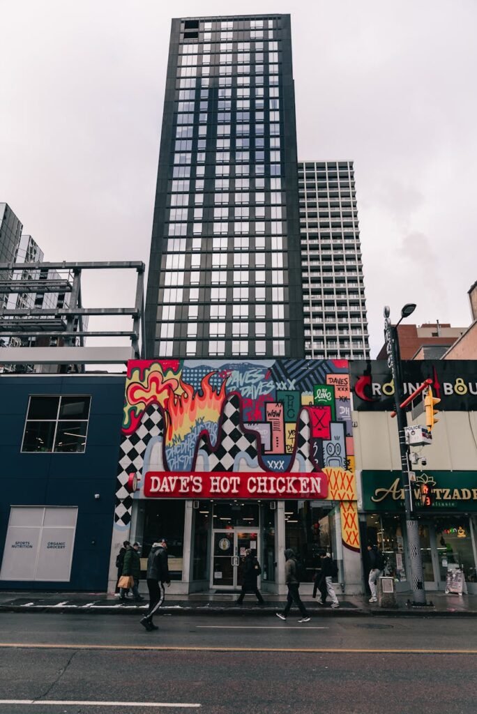 Strategi Dave’s Hot Chicken: Dari Pertumbuhan Organik ke Brand Level Up yang Menginspirasi