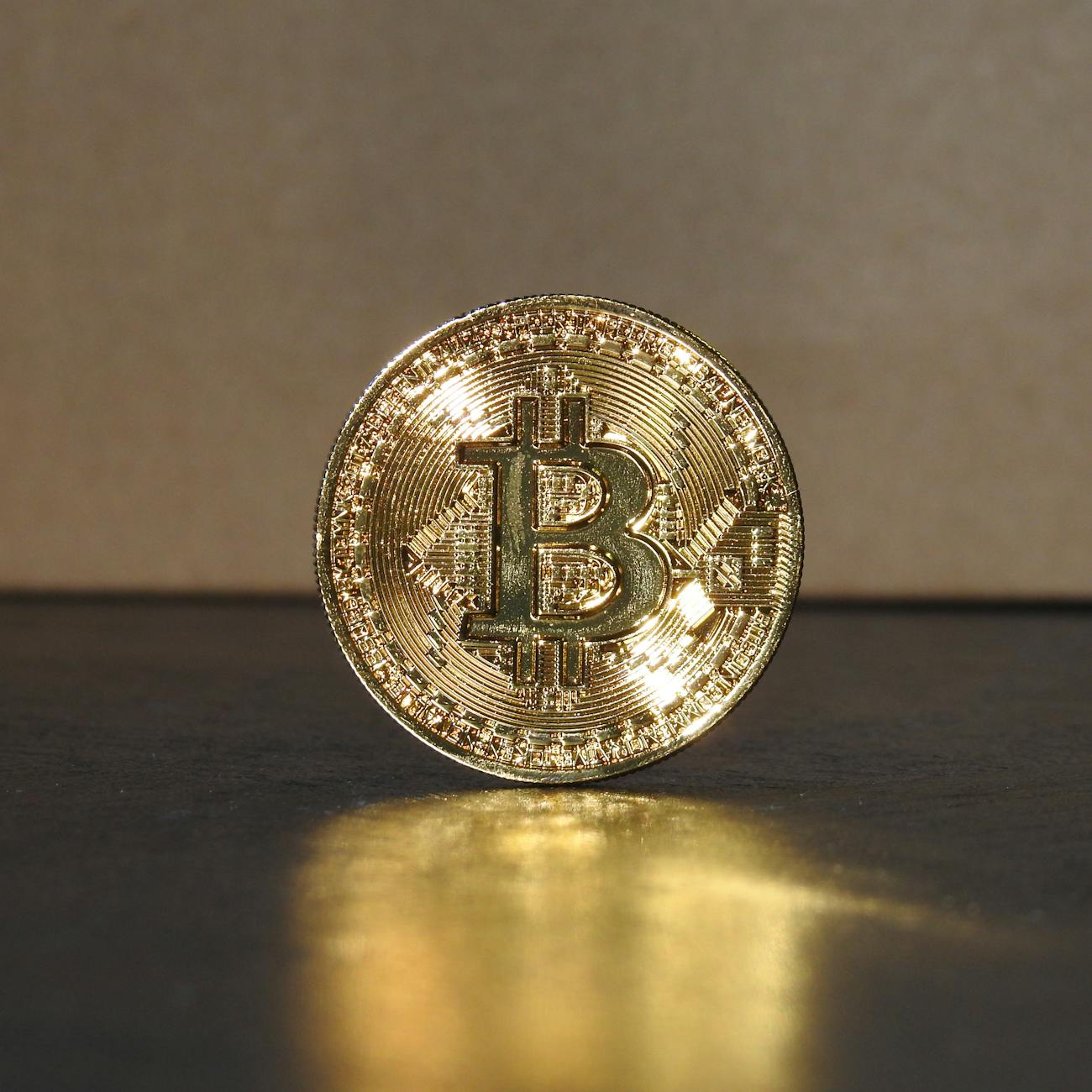 Ilustrasi Investasi Kripto Aman: Pelajaran dari Kasus Bithumb Korea dan $43 Miliar Bitcoin ‘Hantu’